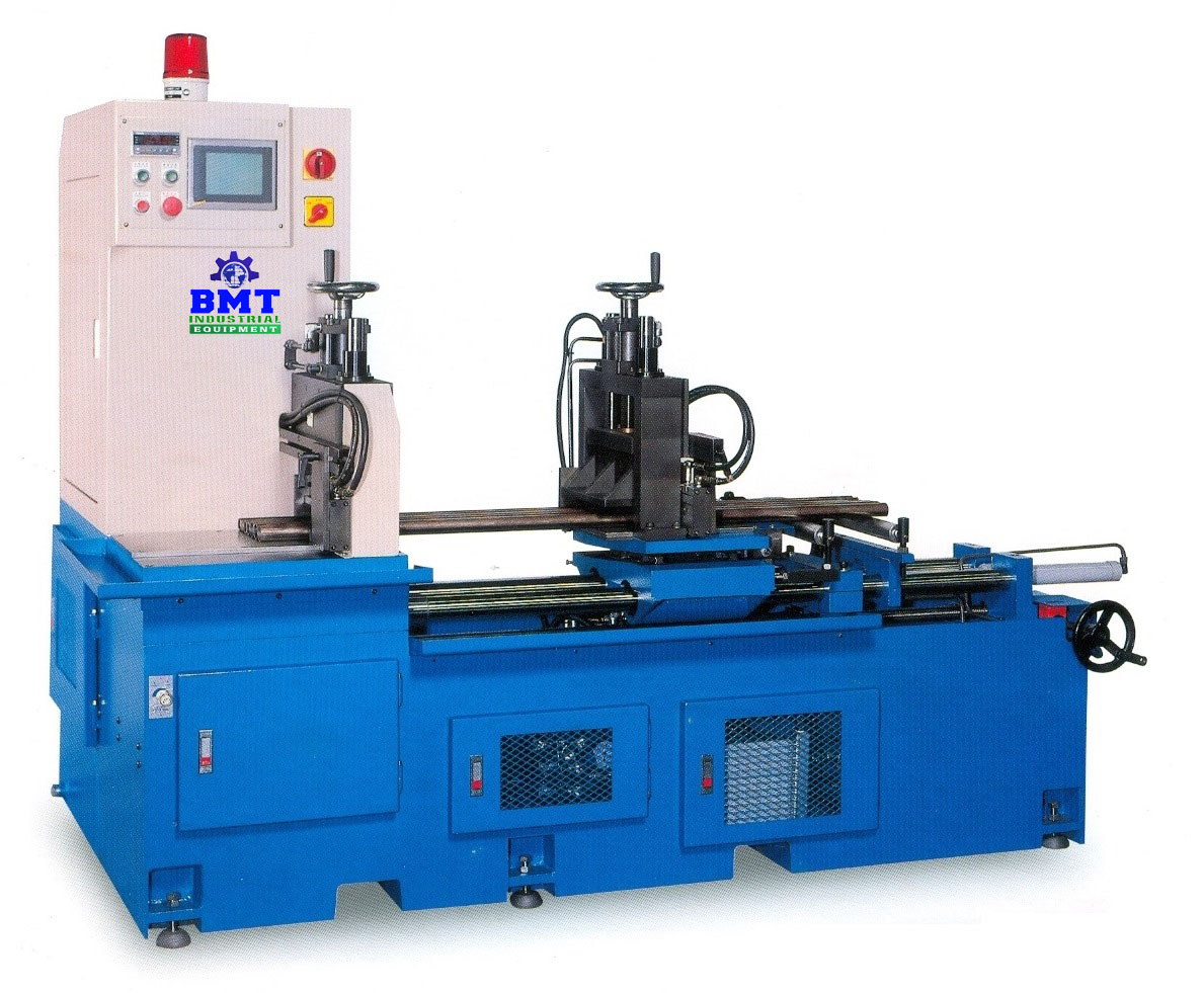 HORIZONTAL TYPE SAWING MACHINE