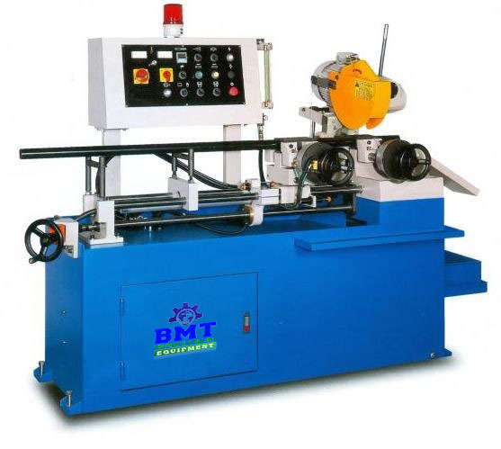 CIRCULAR SAW MACHINE